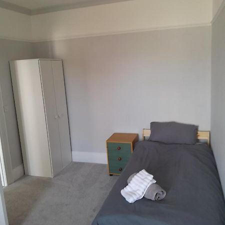 Conveniently Located, Newly Refurbished Flat Apartment Pembroke Dock Bagian luar foto