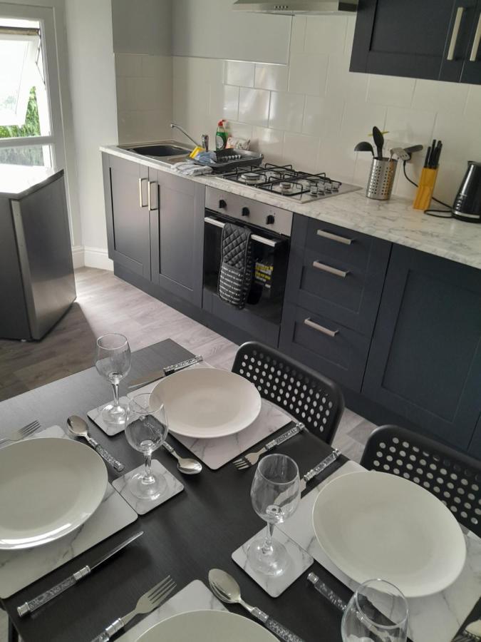 Conveniently Located, Newly Refurbished Flat Apartment Pembroke Dock Bagian luar foto